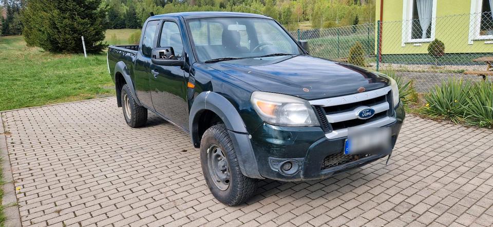 Ford Ranger пробіг: 235000 рік: März 2011 Diesel потужність:143 PS коробка: Manuell ціна: 4450 - Фото 1