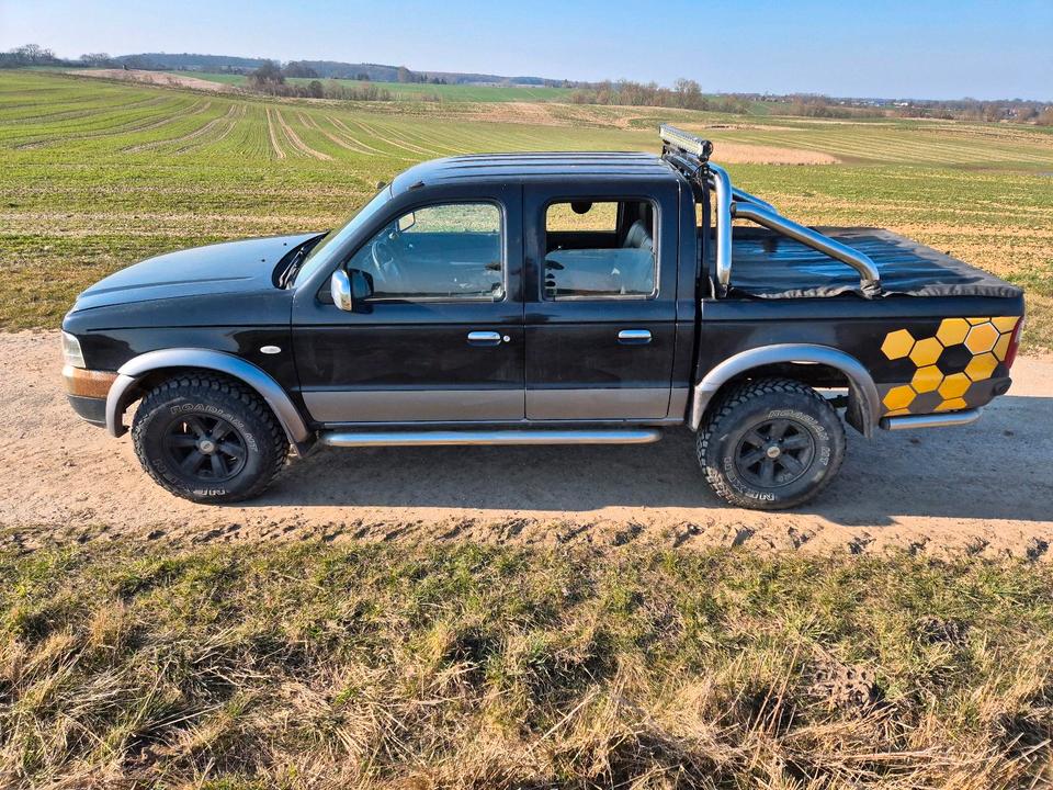 Ford Ranger Xlt 4X4 Pick Up пробіг: 258000 рік: Oktober 2005 Diesel потужність:109 PS коробка: Manuell ціна: 6000 - Фото 0
