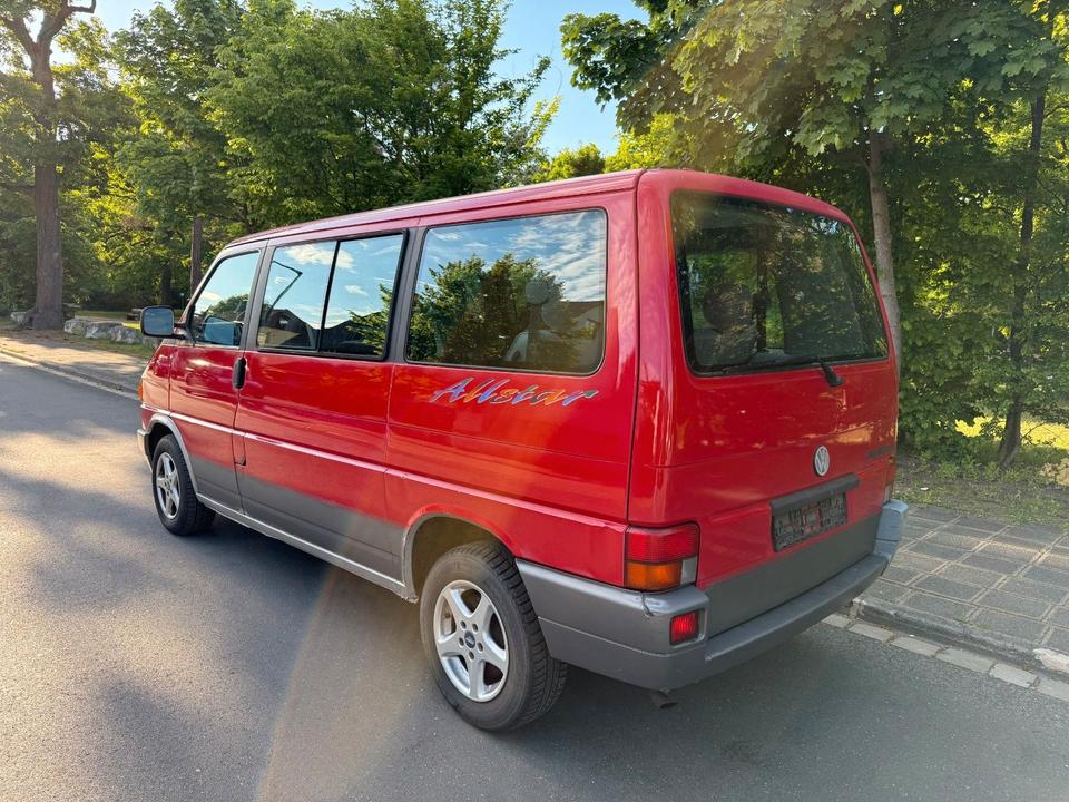 Volkswagen T4 Multivan 1.9  пробіг: 370000 рік: März 1995 Diesel потужність:68 PS коробка: Manuell ціна: 3500 - Фото 2