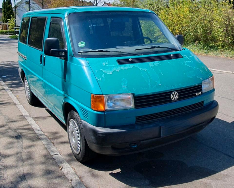 VW T4 2.5l TDI Multivan Transporter пробіг: 290000 рік: März 2003 Diesel потужність:102 PS коробка: Manuell ціна: 3500 - Фото 0