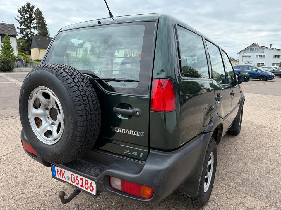 Nissan Terrano 2.4 пробіг: 154000 рік: September 1996 Benzin потужність:118 PS коробка: Manuell ціна: 3900 - Фото 14