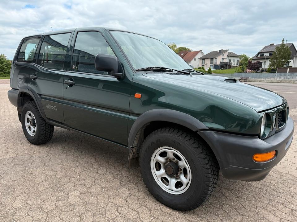 Nissan Terrano 2.4 пробіг: 154000 рік: September 1996 Benzin потужність:118 PS коробка: Manuell ціна: 3900 - Фото 9