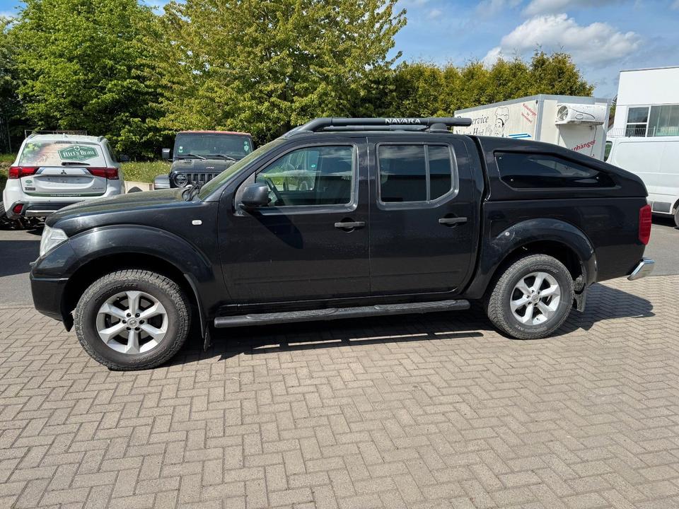Nissan Navara Pickup Doppelkabine Premium 4X4 Hardtop пробіг: 199900 рік: Oktober 2006 Diesel потужність:171 PS коробка: Manuell ціна: 4990 - Фото 3