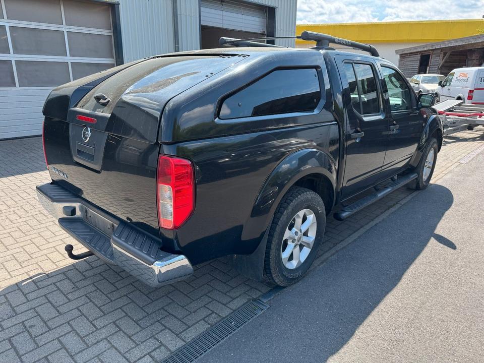 Nissan Navara Pickup Doppelkabine Premium 4X4 Hardtop пробіг: 199900 рік: Oktober 2006 Diesel потужність:171 PS коробка: Manuell ціна: 4990 - Фото 5
