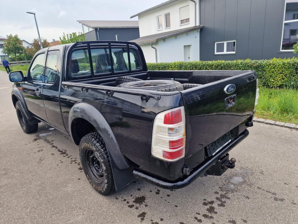 Ford Ranger XL Extrakabine 4X4 пробіг: 335000 рік: April 2011 Diesel потужність:143 PS коробка: Manuell ціна: 5999 - Фото 2