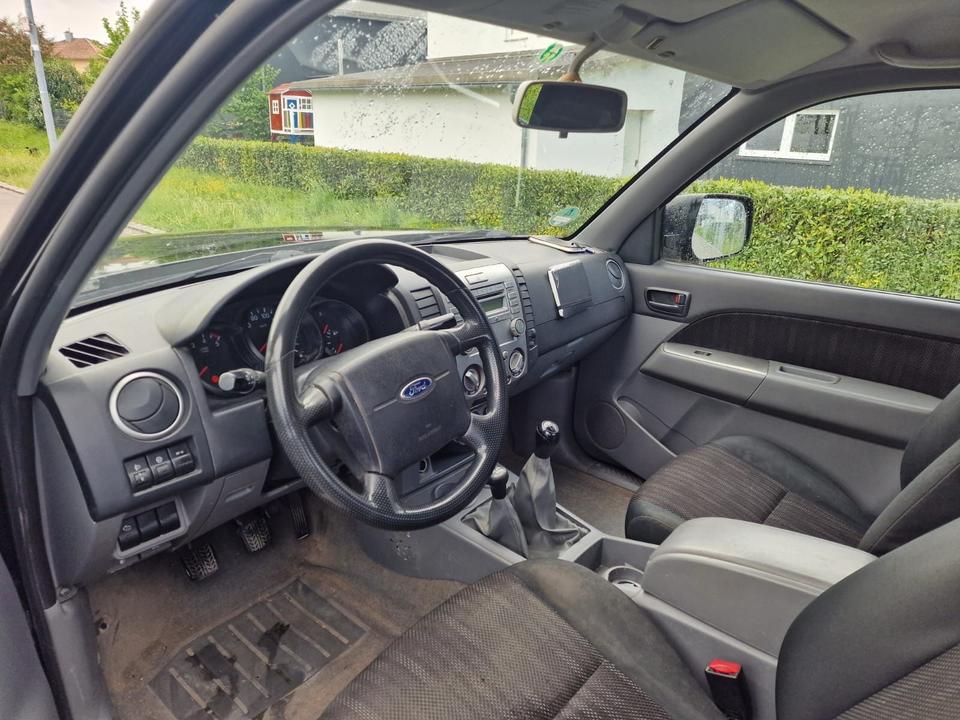 Ford Ranger XL Extrakabine 4X4 пробіг: 335000 рік: April 2011 Diesel потужність:143 PS коробка: Manuell ціна: 5999 - Фото 5