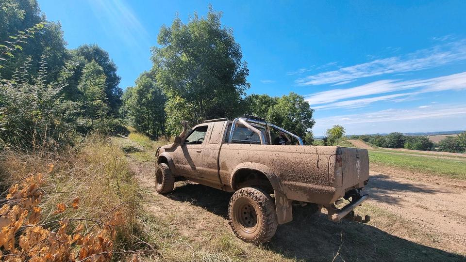 Всюдихід АГІНЬ! Nissan Navara D22  Pick Up 2,5l TDI пробіг: 999999 рік: Januar 2001 Diesel потужність:133 PS коробка: Manuell ціна: 1500 - Фото 12