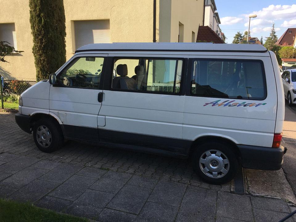 Volkswagen T4 Multivan пробіг: 501407 рік: März 1998 Diesel потужність:102 PS коробка: Manuell ціна: 2400 - Фото 1
