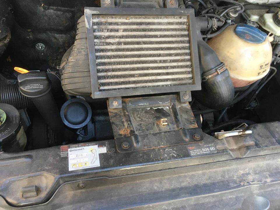 Volkswagen T4 Multivan пробіг: 501407 рік: März 1998 Diesel потужність:102 PS коробка: Manuell ціна: 2400 - Фото 13