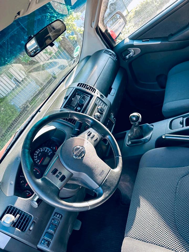 Надійне авто з Європи Nissan navara 4x4  пробіг: 275769 Diesel потужність:174 PS коробка: Manuell ціна: 6000 - Фото 6