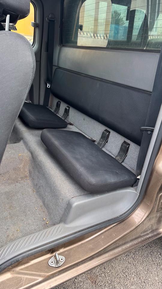 Ідеальне авто для військових Ford Ranger 2.5 TDCI  пробіг: 220000 рік: Mai 2011 Diesel потужність:143 PS коробка: Manuell ціна: 5750 - Фото 14