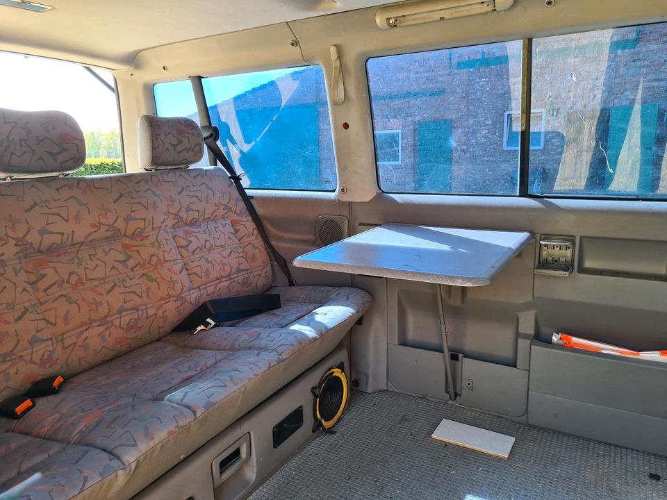 купити бус VW T4 Bus, Multivan  рік: Januar 1997 Diesel потужність:102 PS коробка: Manuell ціна: 3500 - Фото 6