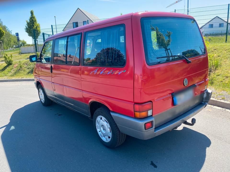VW T4 Multivan Allstar 1.9TD, 7 Sitze Bus Camper Van пробіг: 345035 рік: Januar 1996 Diesel потужність:68 PS коробка: Manuell 4/5 ціна: 2490 - Фото 18