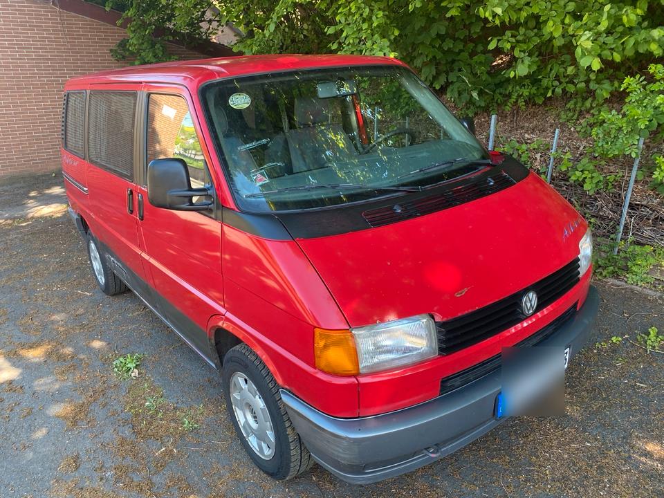 VW T4 Multivan Allstar 1.9TD, 7 Sitze Bus Camper Van пробіг: 345035 рік: Januar 1996 Diesel потужність:68 PS коробка: Manuell 4/5 ціна: 2490 - Фото 5