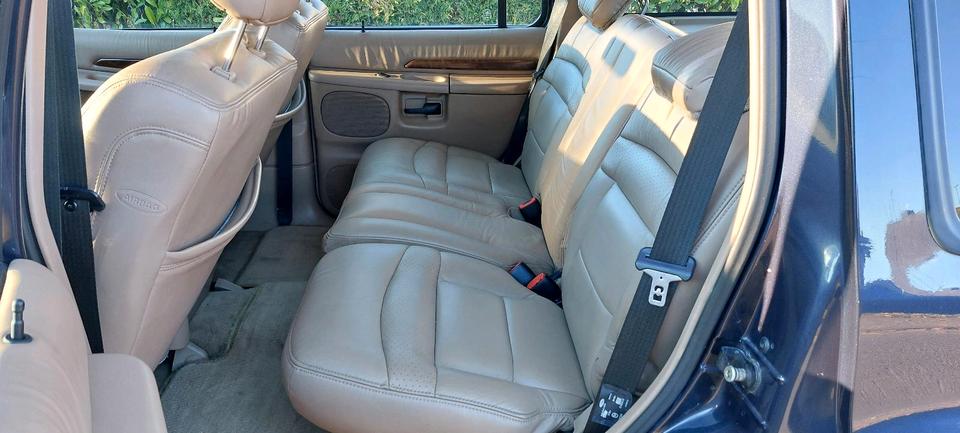 Авто з Европи для військових Ford Explorer  пробіг: 136800 рік: März 2000 Benzin потужність:204 PS Euro2 ціна: 5999 - Фото 8