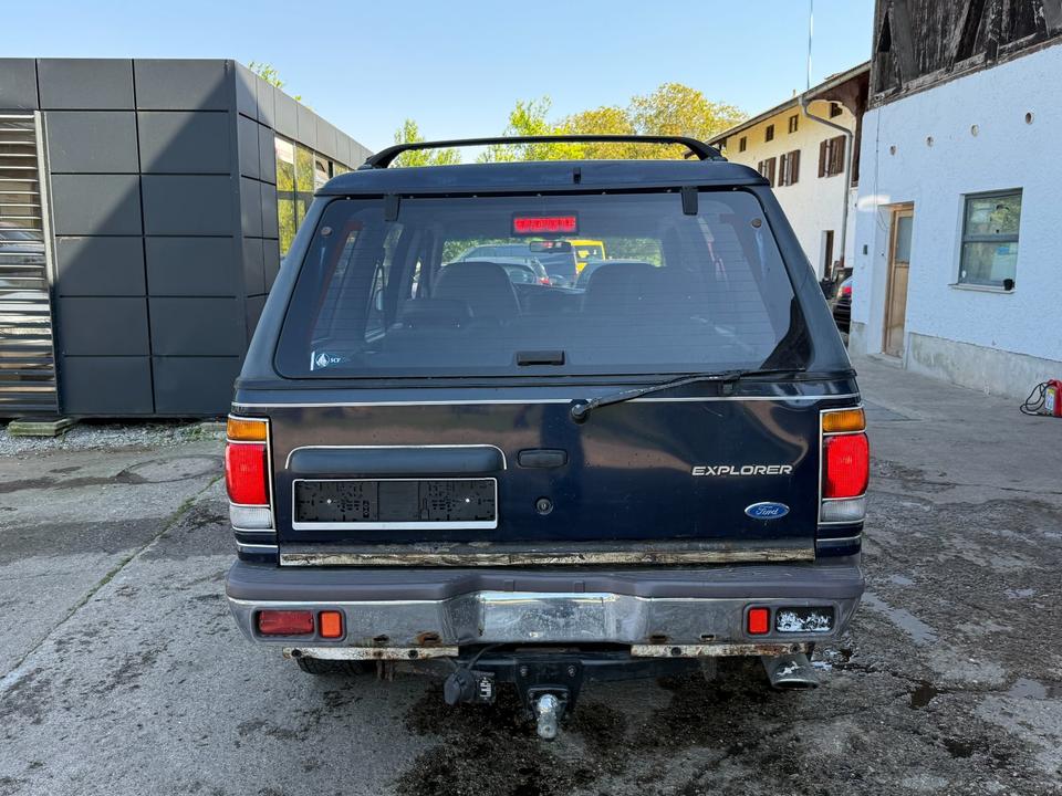 Авто для військових FORD EXPLORER 4.0  пробіг: 220000 рік: Oktober 1996 Benzin потужність:156 PS ціна: 999 - Фото 5