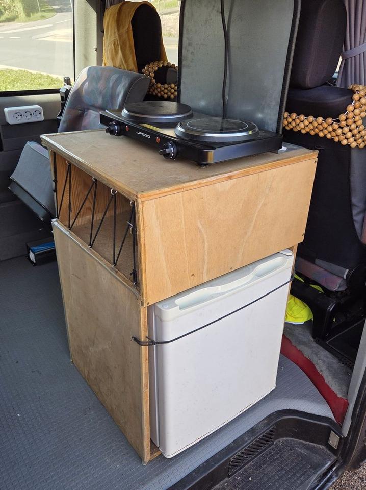 Пригнати авто з Европи Volkswagen T4 Multivan  пробіг: 293535 Diesel потужність:77 PS ціна: 2500 - Фото 13