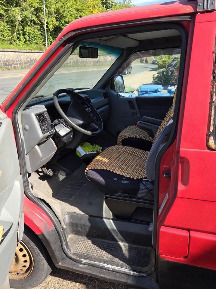 Пригнати авто з Европи Volkswagen T4 Multivan  пробіг: 293535 Diesel потужність:77 PS ціна: 2500 - Фото 8