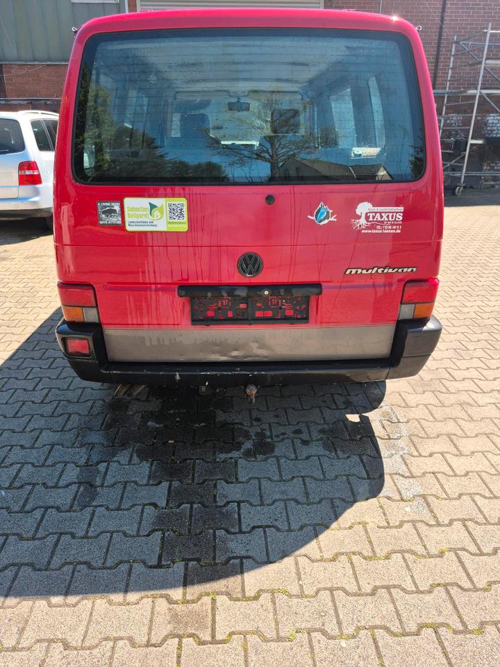 Надійний бус vw T4  Multivan пробіг: 390000 рік: Juni 1995 Diesel ціна: 3200 коробка: Manuell потужність:68 PS - Фото 10