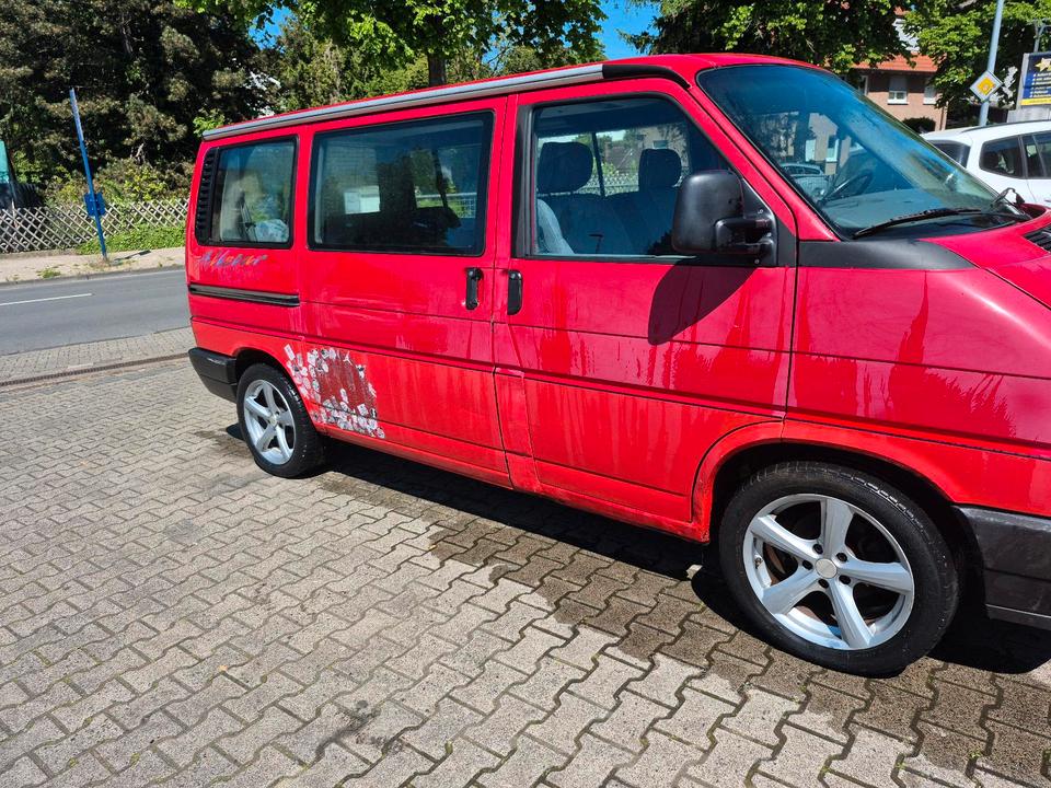 Надійний бус vw T4  Multivan пробіг: 390000 рік: Juni 1995 Diesel ціна: 3200 коробка: Manuell потужність:68 PS - Фото 2