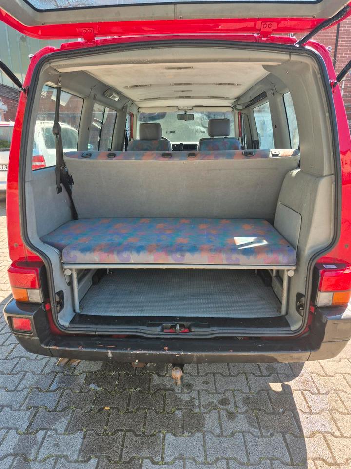Надійний бус vw T4  Multivan пробіг: 390000 рік: Juni 1995 Diesel ціна: 3200 коробка: Manuell потужність:68 PS - Фото 7