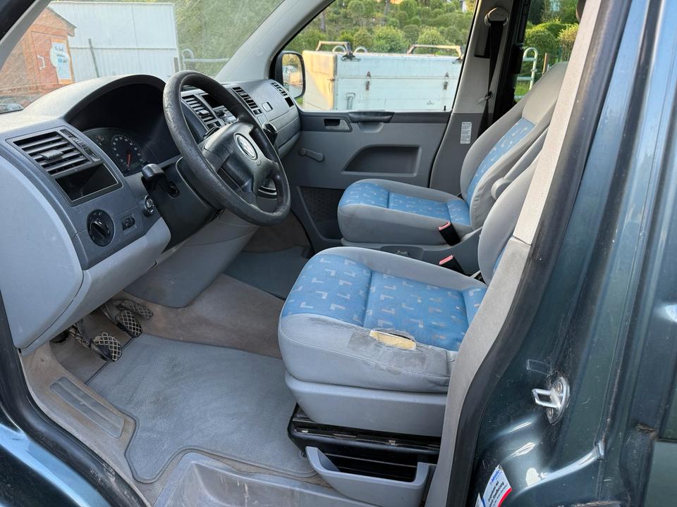 Авто з Європи T5 Multivan  Beach 2,5 TDI SHZ,Turboschaden  пробіг: 488963 рік: Mai 2006 Diesel потужність:174 PS коробка: Manuell Grau - Фото 12