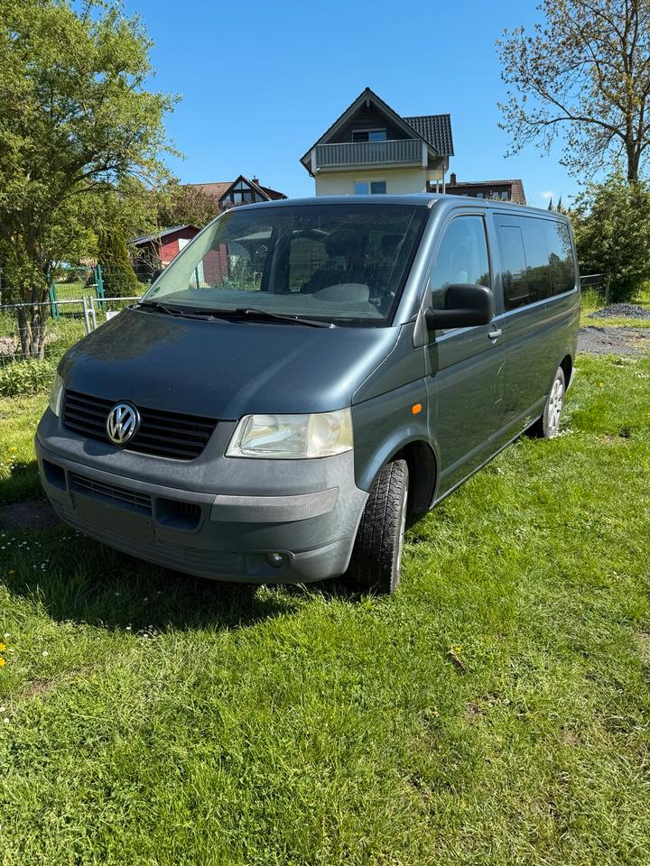 Авто з Європи T5 Multivan  Beach 2,5 TDI SHZ,Turboschaden  пробіг: 488963 рік: Mai 2006 Diesel потужність:174 PS коробка: Manuell Grau - Фото 2