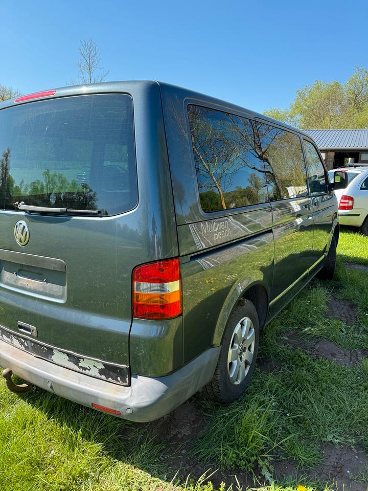 Авто з Європи T5 Multivan  Beach 2,5 TDI SHZ,Turboschaden  пробіг: 488963 рік: Mai 2006 Diesel потужність:174 PS коробка: Manuell Grau - Фото 3