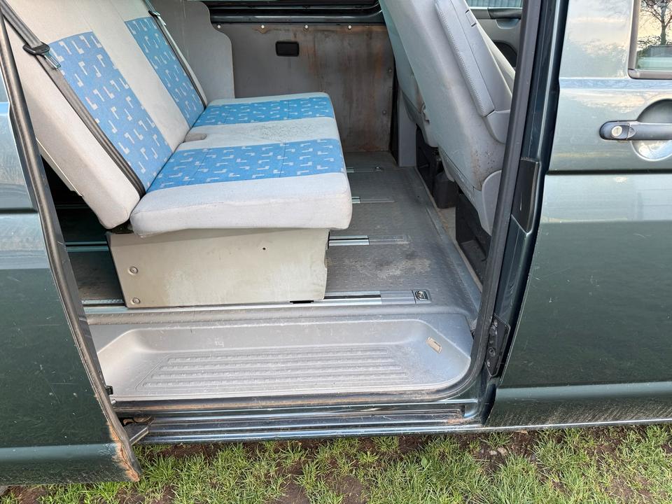 Авто з Європи T5 Multivan  Beach 2,5 TDI SHZ,Turboschaden  пробіг: 488963 рік: Mai 2006 Diesel потужність:174 PS коробка: Manuell Grau - Фото 8