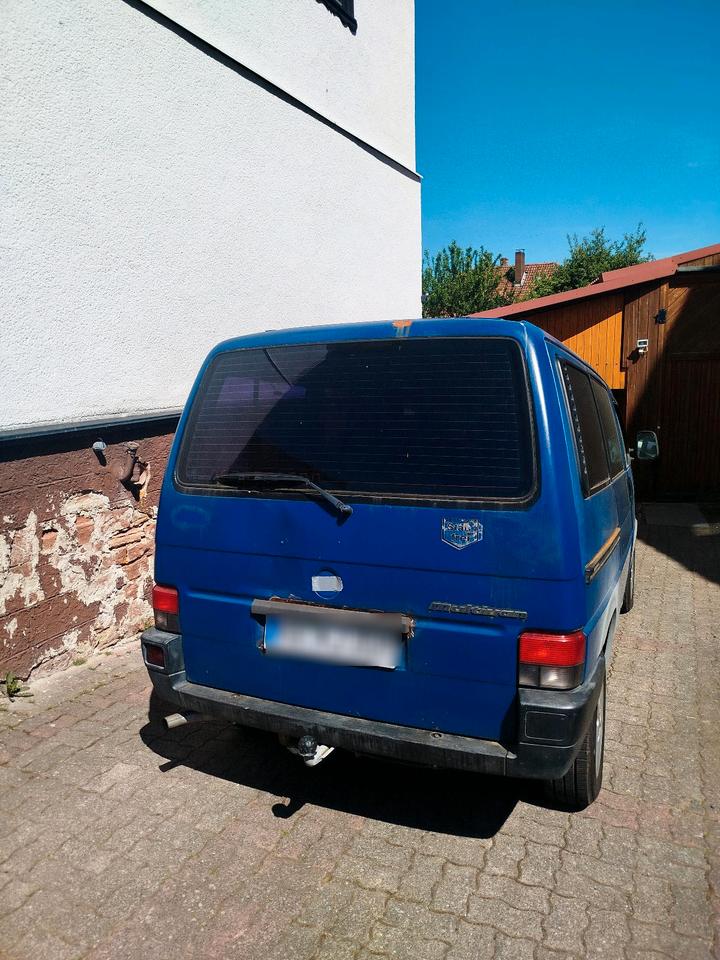 VW T4 Multivan пробіг: 445000 рік: Dezember 1995 Diesel потужність:78 PS коробка: Manuell ціна: 1500 - Фото 2