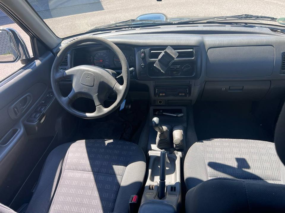 Купити авто для ЗСУ Mitsubishi L200  4x4 пробіг: 230000 рік: Oktober 2005 потужність:116 PS коробка: Manuell ціна: 5300 - Фото 8
