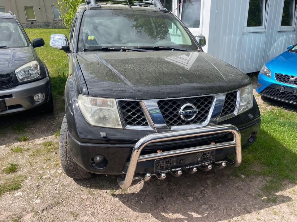 Допомога в придбанні авто Nissan Navara Pickup Double Cab  пробіг: 180382 рік: August 2009 Diesel потужність:171 PS коробка: Manuell ціна: 4450 Schwarz - Фото 0