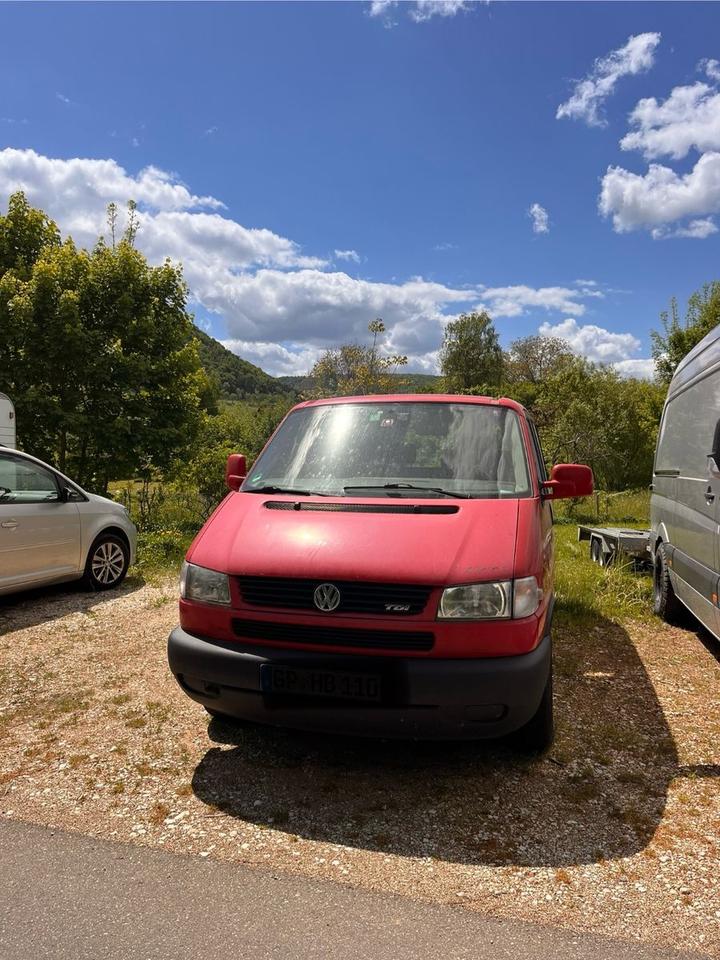 Купити авто, домовленість ціни Volkswagen T4 Multivan рік: Juni 1996 Diesel потужність:102 PS коробка: Manuell ціна: 3500 - Фото 0
