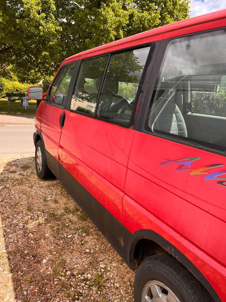 Купити авто, домовленість ціни Volkswagen T4 Multivan рік: Juni 1996 Diesel потужність:102 PS коробка: Manuell ціна: 3500 - Фото 3
