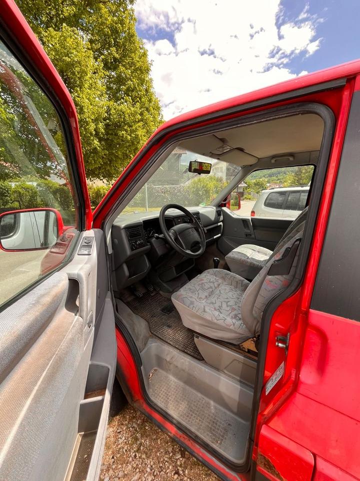 Купити авто, домовленість ціни Volkswagen T4 Multivan рік: Juni 1996 Diesel потужність:102 PS коробка: Manuell ціна: 3500 - Фото 9