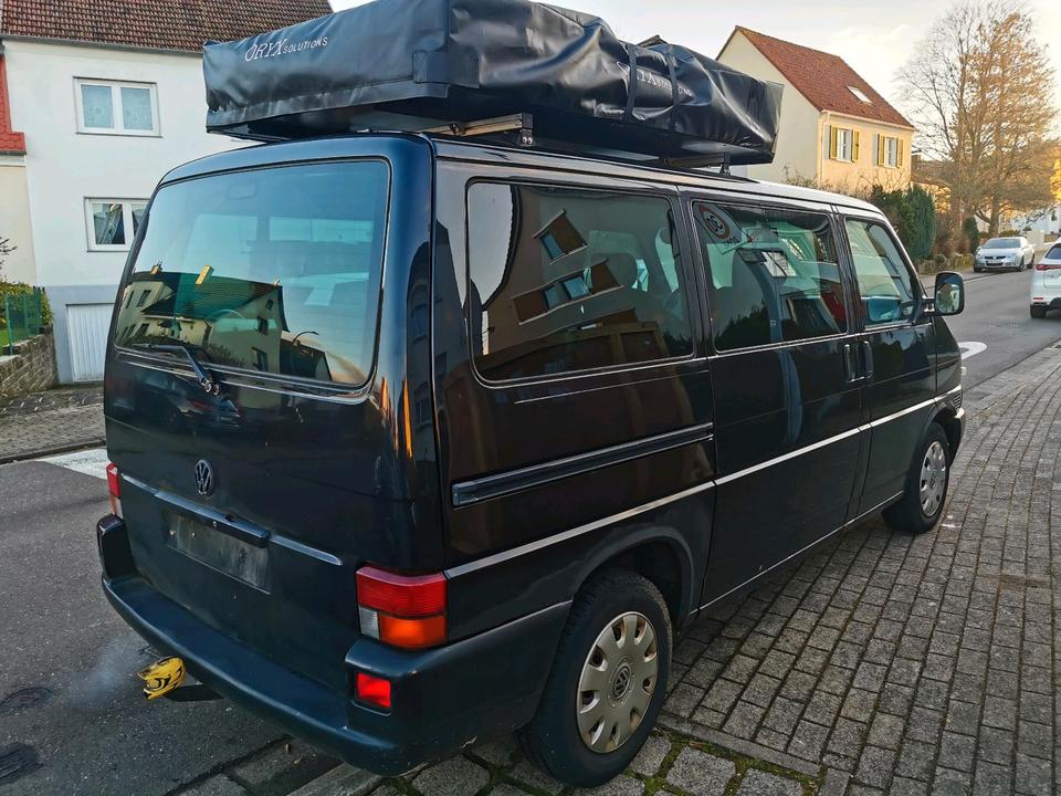 Допомога в пошуку та придбанні авто VW T4 Multivan TDI Acv lange Front пробіг: 460000 рік: März 1999 Diesel потужність:102 PS коробка: Manuell ціна: 3500 - Фото 1