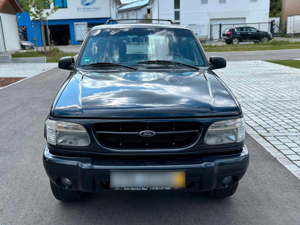Якісне авто Ford Explorer 4,0l V6 U2  пробіг: 151000 рік: Juli 2001 Benzin потужність:204 PS Euro4 ціна: 2500 - Фото 1