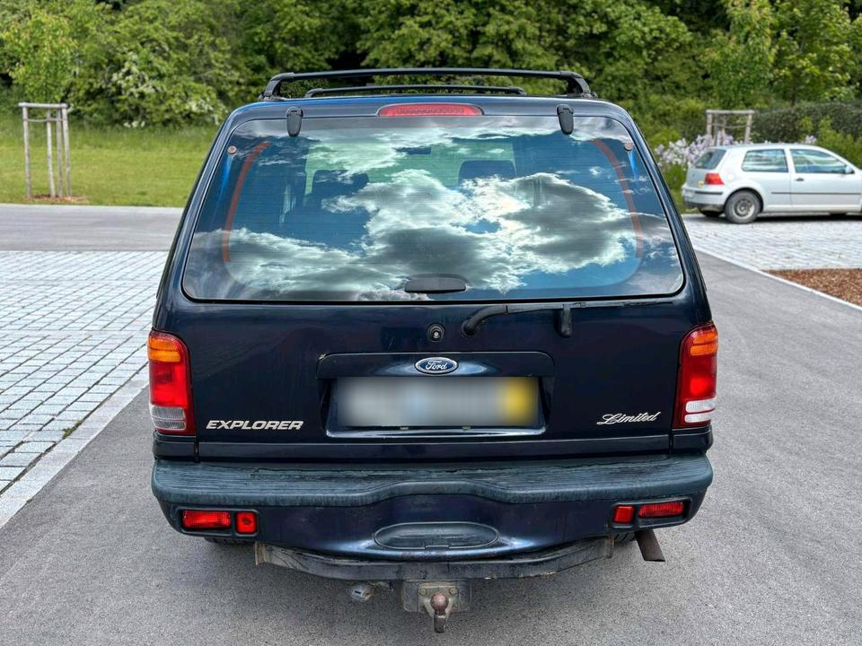 Якісне авто Ford Explorer 4,0l V6 U2  пробіг: 151000 рік: Juli 2001 Benzin потужність:204 PS Euro4 ціна: 2500 - Фото 5
