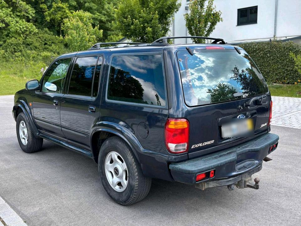 Якісне авто Ford Explorer 4,0l V6 U2  пробіг: 151000 рік: Juli 2001 Benzin потужність:204 PS Euro4 ціна: 2500 - Фото 6
