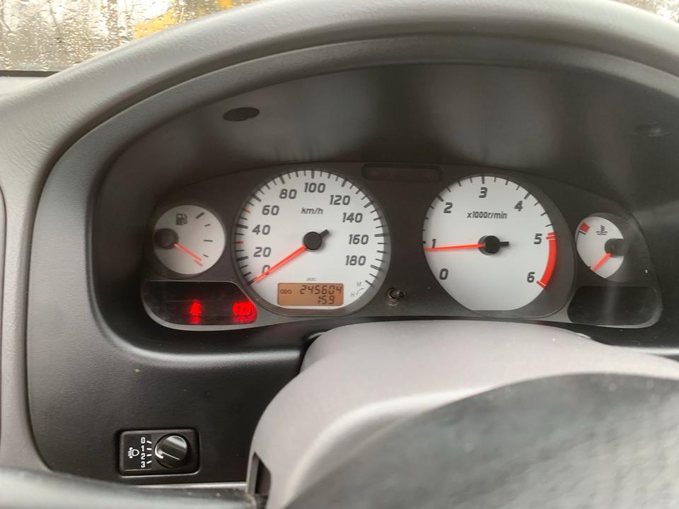 Допомога при купівлі авто Nissan Navarra Pick up 2.5 Diesel  Navara пробіг: 244000 Diesel коробка: Manuell ціна: 4999 - Фото 11