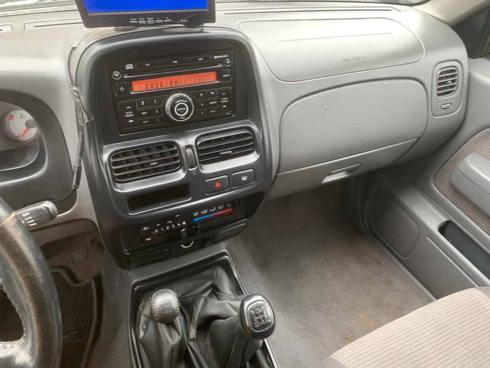 Допомога при купівлі авто Nissan Navarra Pick up 2.5 Diesel  Navara пробіг: 244000 Diesel коробка: Manuell ціна: 4999 - Фото 7