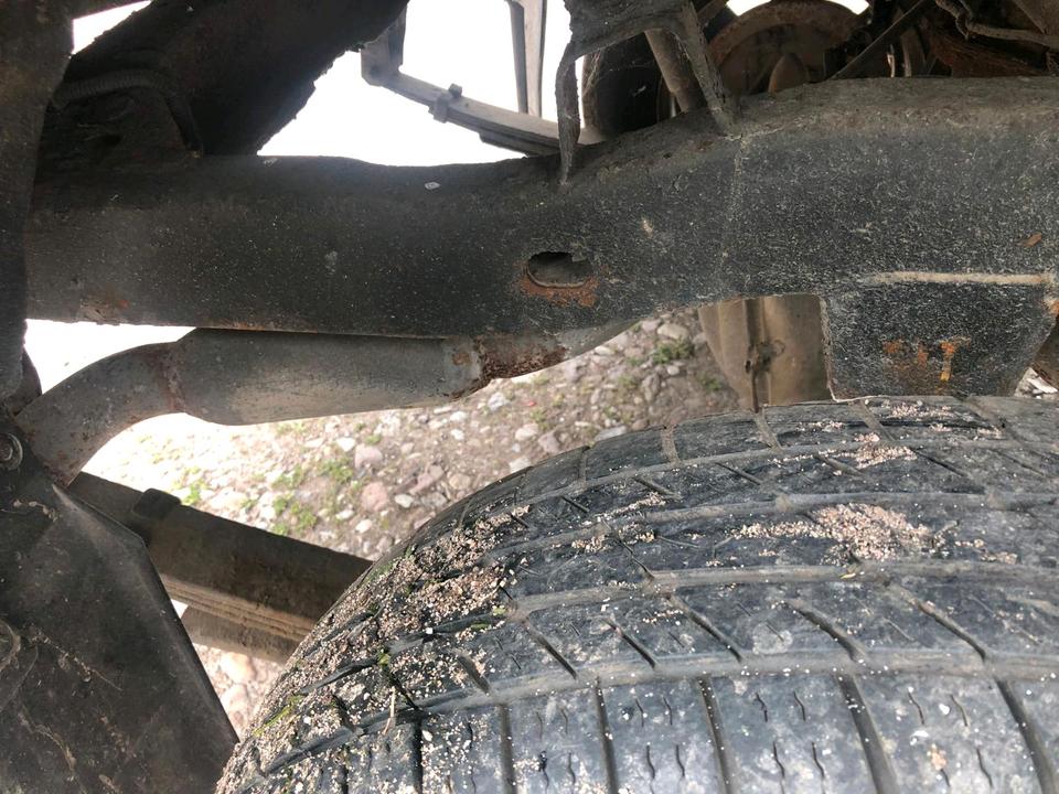 Mitsubishi L200 PickUp 4x4 пробіг: 241785 рік: Juni 2003 Diesel потужність:115 PS коробка: Manuell ціна: 5499 - Фото 8