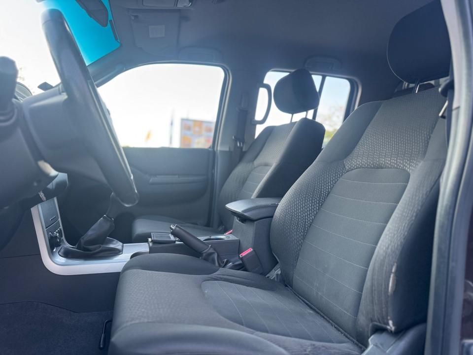  Дпомога з купівлі та пригону авто для ЗСУ Nissan Navara Pickup пробіг: 233000 Diesel потужність:190 PS коробка: Manuell ціна: 5950 - Фото 8