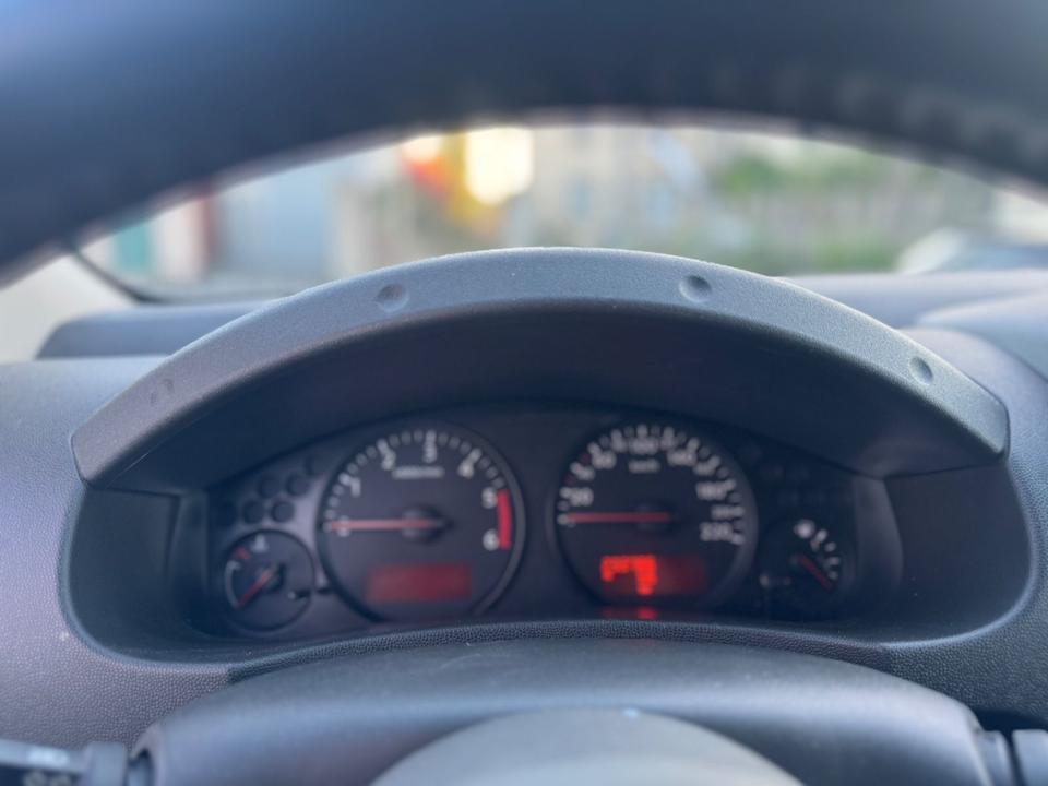  Дпомога з купівлі та пригону авто для ЗСУ Nissan Navara Pickup пробіг: 233000 Diesel потужність:190 PS коробка: Manuell ціна: 5950 - Фото 9