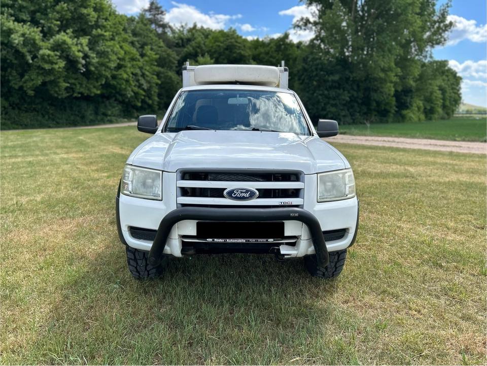 Якісне авто з Европи Ford Ranger 2.5 TDCI 4x4/Klima  пробіг: 225000 рік: Oktober 2008 Diesel потужність:143 PS коробка: Manuell ціна: 5990 - Фото 1