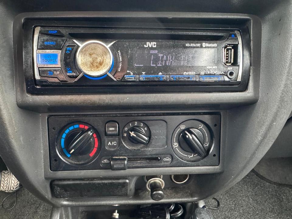Позашляховикк для військових Ford Ranger Doppelkabine  пробіг: 334269 Diesel потужність:143 PS коробка: Manuell ціна: 4350 - Фото 12