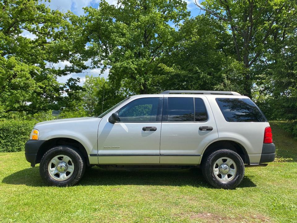  Дпомога з купівлі та пригону авто Ford Explorer V6 4L  пробіг: 174500 рік: Juli 2005 Benzin ціна: 5950 - Фото 1