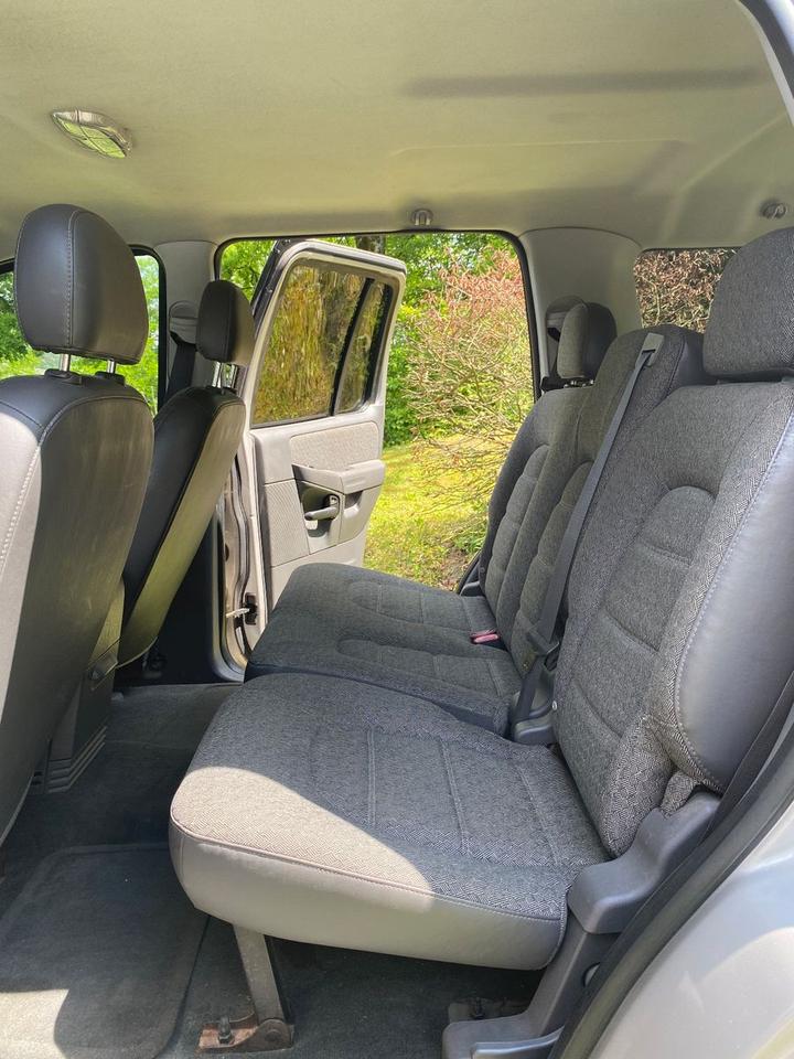  Дпомога з купівлі та пригону авто Ford Explorer V6 4L  пробіг: 174500 рік: Juli 2005 Benzin ціна: 5950 - Фото 9