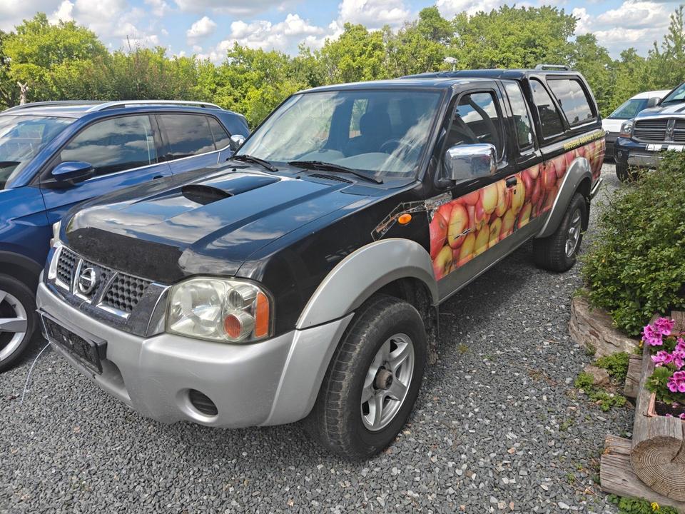 Авто з Европи для ЗСУNissan Navara Pic Up 4x4  пробіг: 195000 рік: August 2004 Diesel потужність:133 PS коробка: Manuell ціна: 4800 - Фото 0