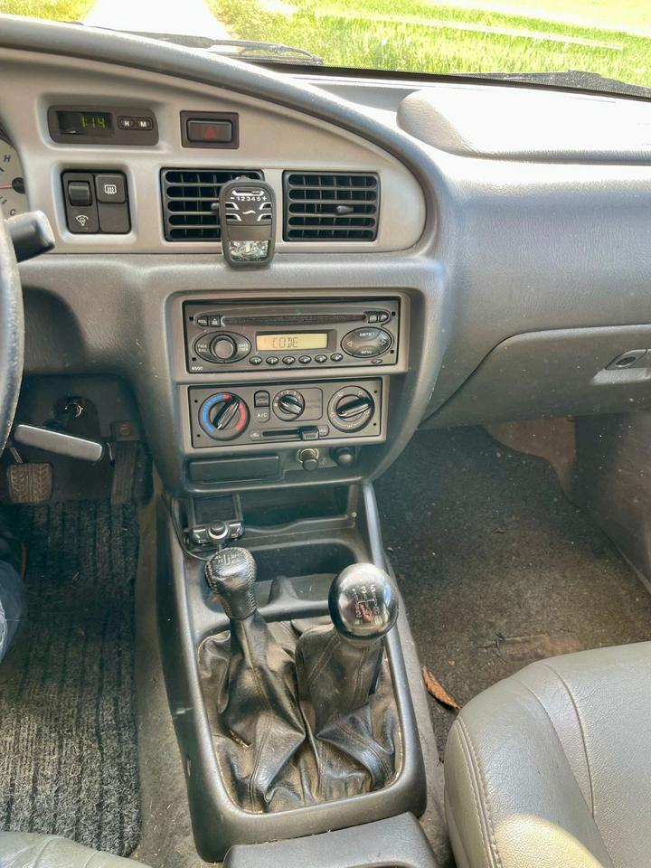 Ford Ranger Pick Up 4x4 Allrad Pickup пробіг: 268000 рік: Dezember 2005 Diesel потужність:110 PS коробка: Manuell ціна: 3800 - Фото 10